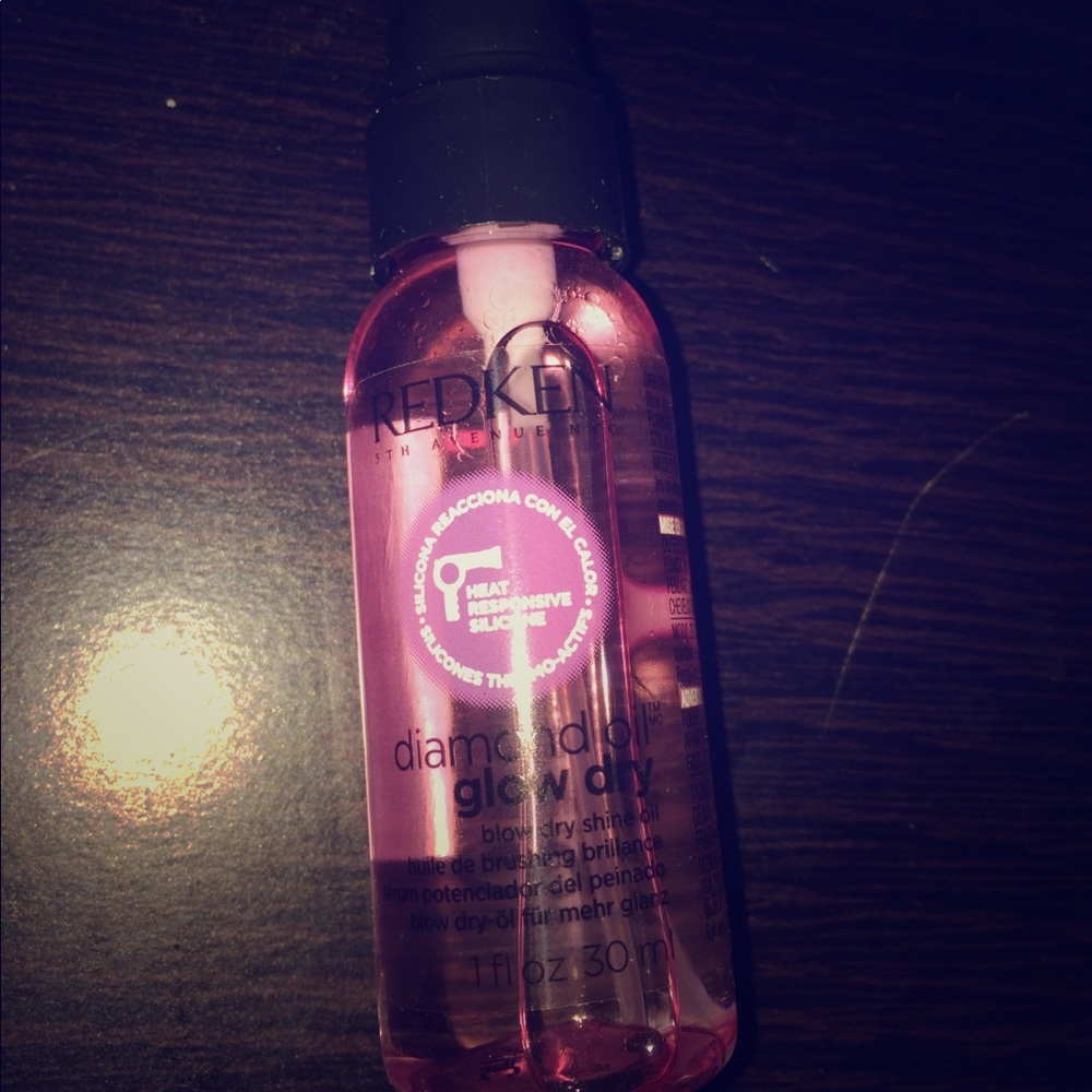 REDKEN glow dry blow dry shine oil🤩
